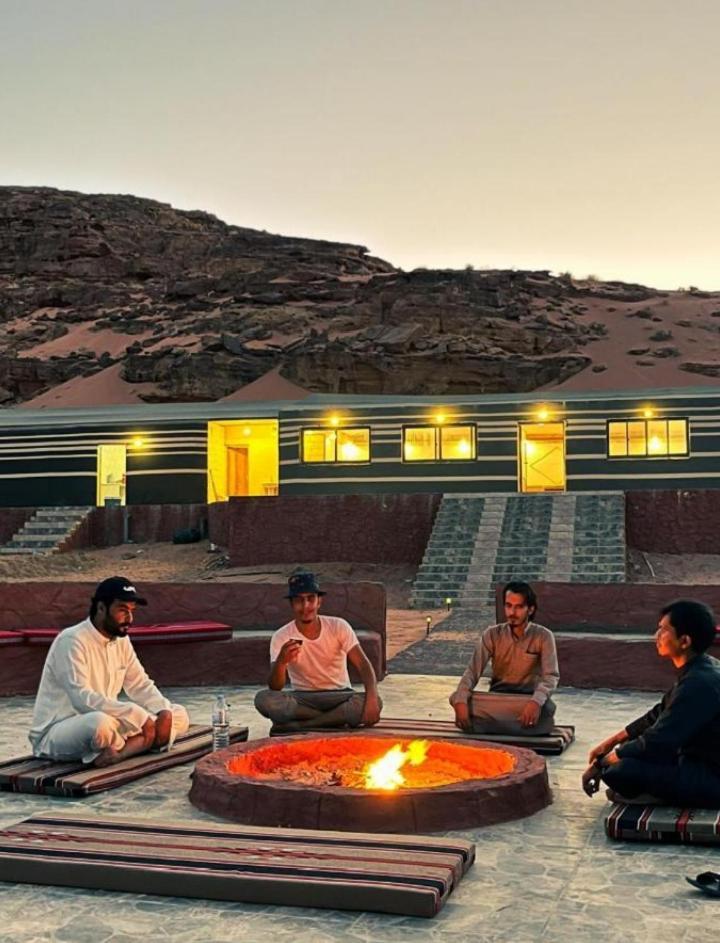 فندق Wadi Rum Camp Stars & Jeep Tour المظهر الخارجي الصورة